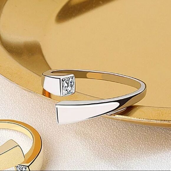 #46 ✨NEW 925 Sterling Silver Wrap Zircon Ring - Picture 6 of 7